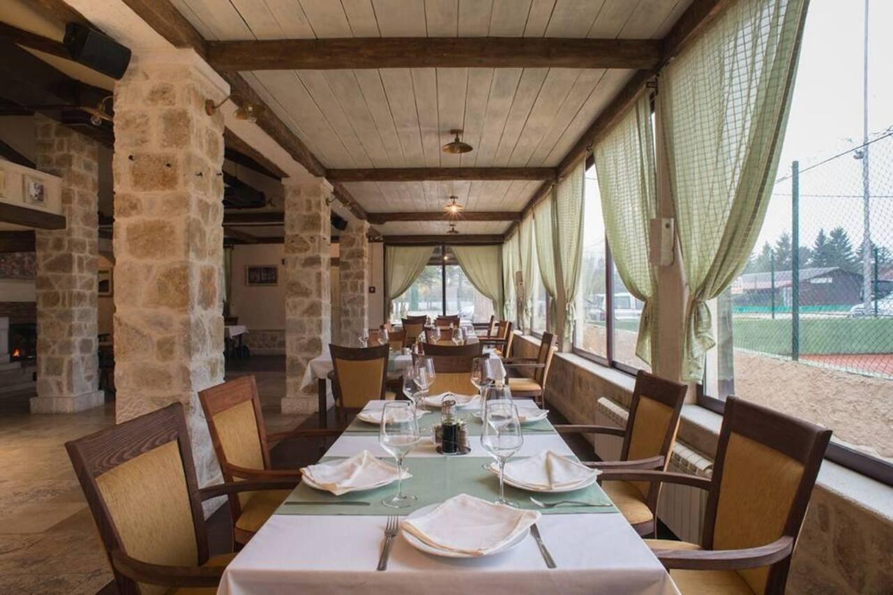 Hotel Trim Nikšić Extérieur photo