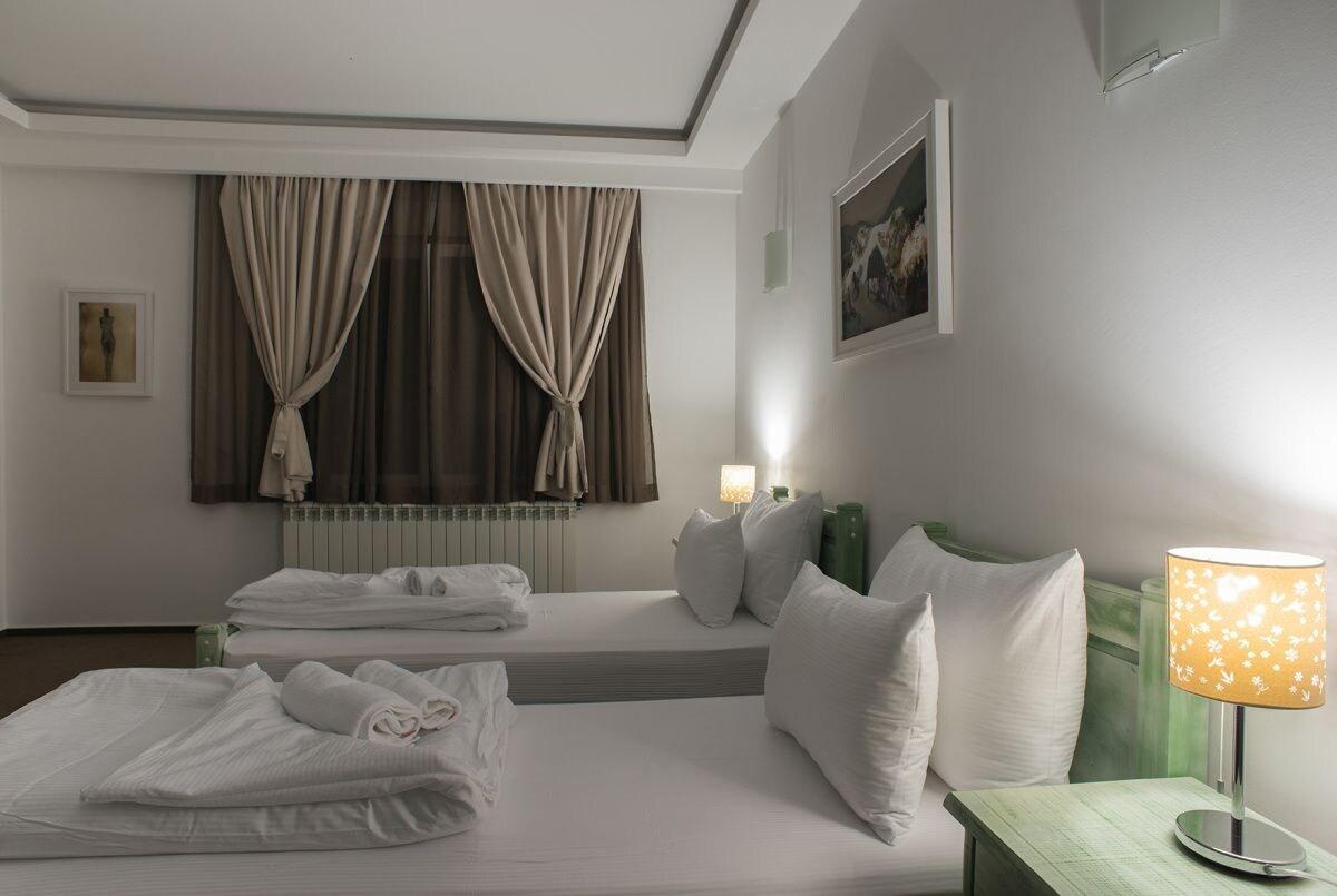 Hotel Trim Nikšić Extérieur photo