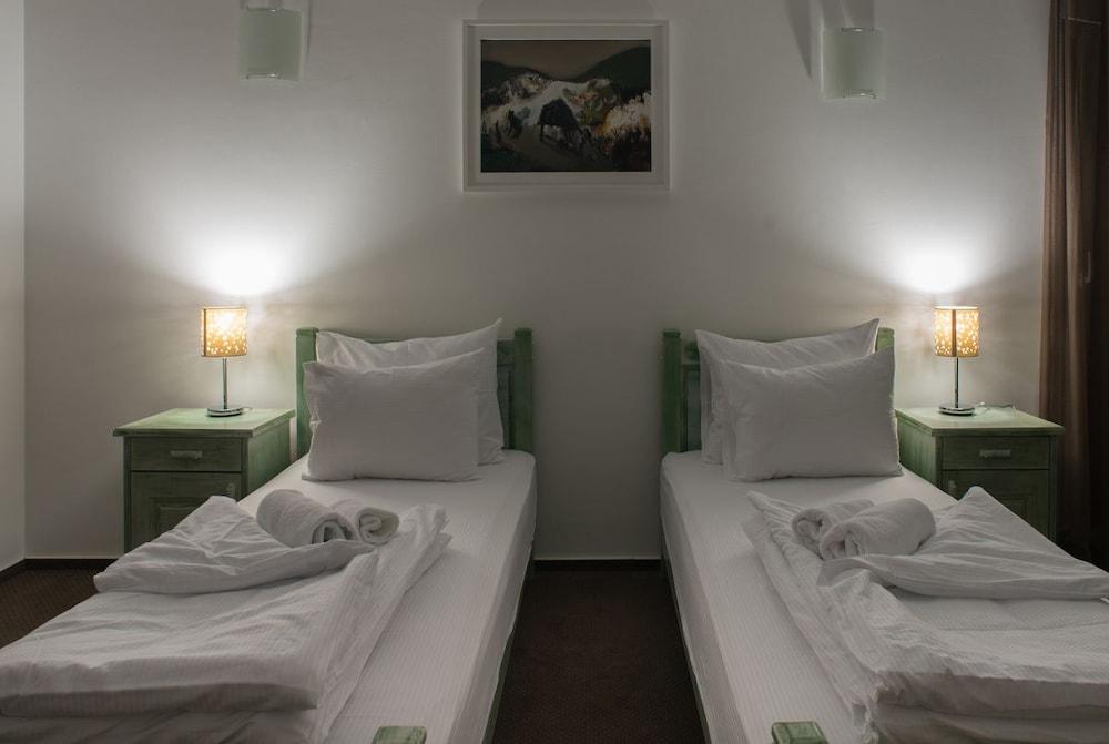 Hotel Trim Nikšić Extérieur photo